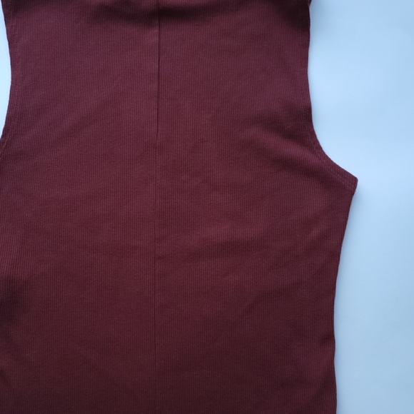 Forever 21 Ribbed Turtleneck Sleeveless Bodysuit - Picture 8 of 8